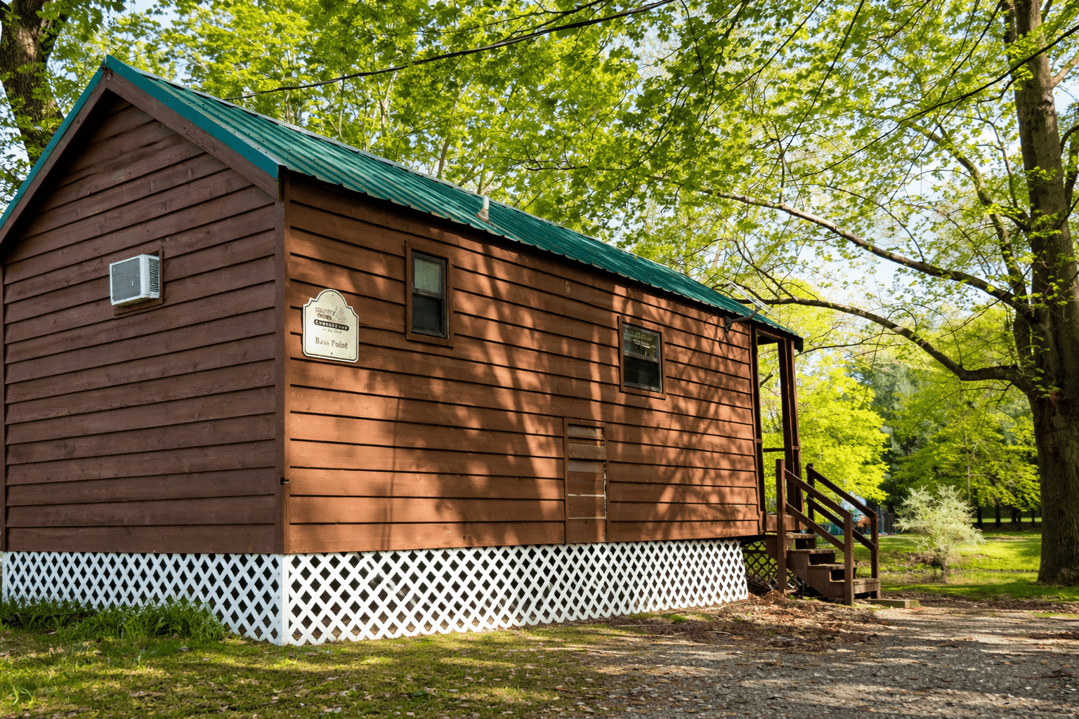 Basspoint Cabin exterior