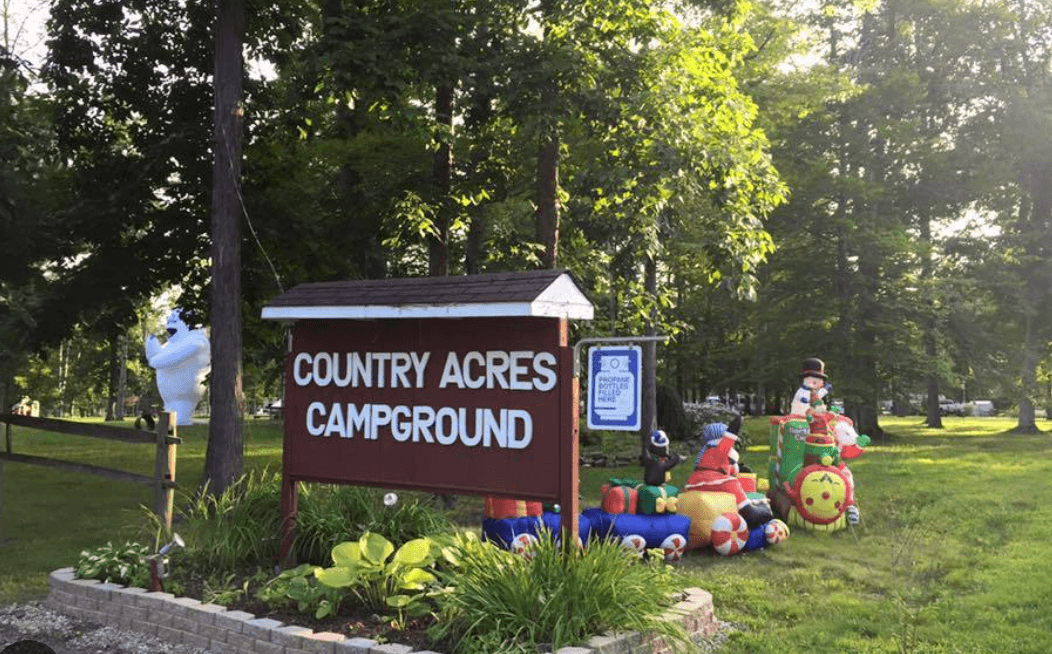 Country Acres campground sign